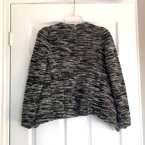 H&M Open Front Cropped Waterfall Shacket Size XS - Picture 2 of 8